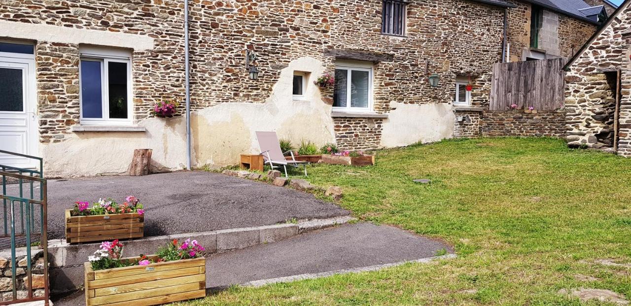 Gite Timeo Mont Saint-Michel Pontorson Exterior foto